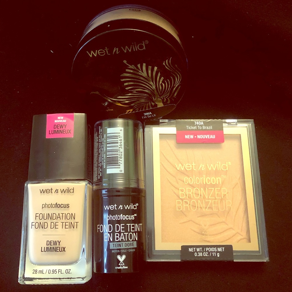 Wet N Wild Foundation Set